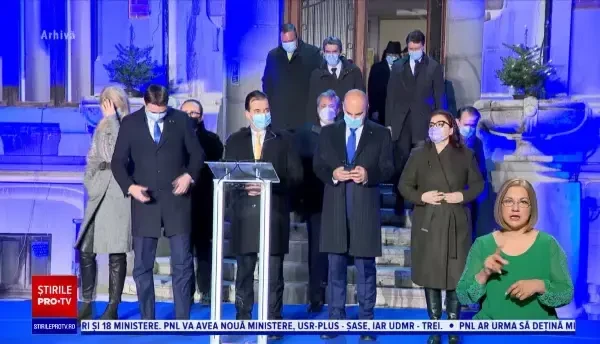 Florin Cîţu este candidatul coaliției pentru funcţia de prim-ministru. Ce ministere vor avea PNL, USR-PLUS și UDMR