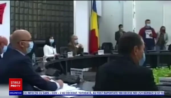 Scandal la Tulcea, după ce un consilier județean a mers la ședință bolnav de Covid-19