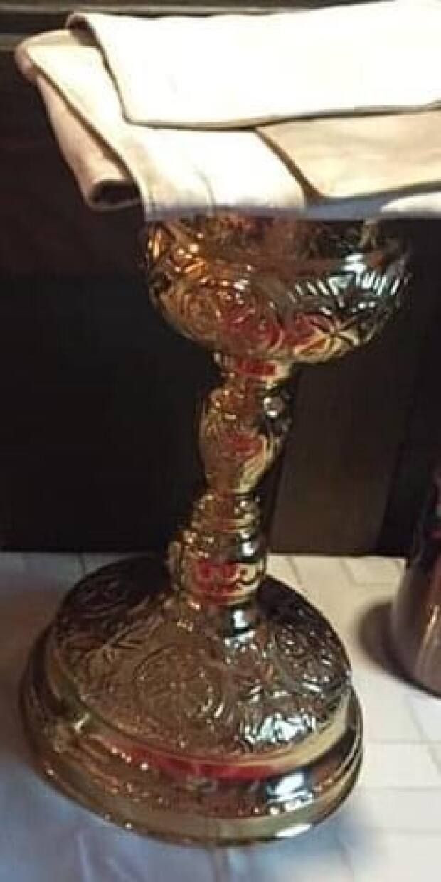 potirul furat river glade