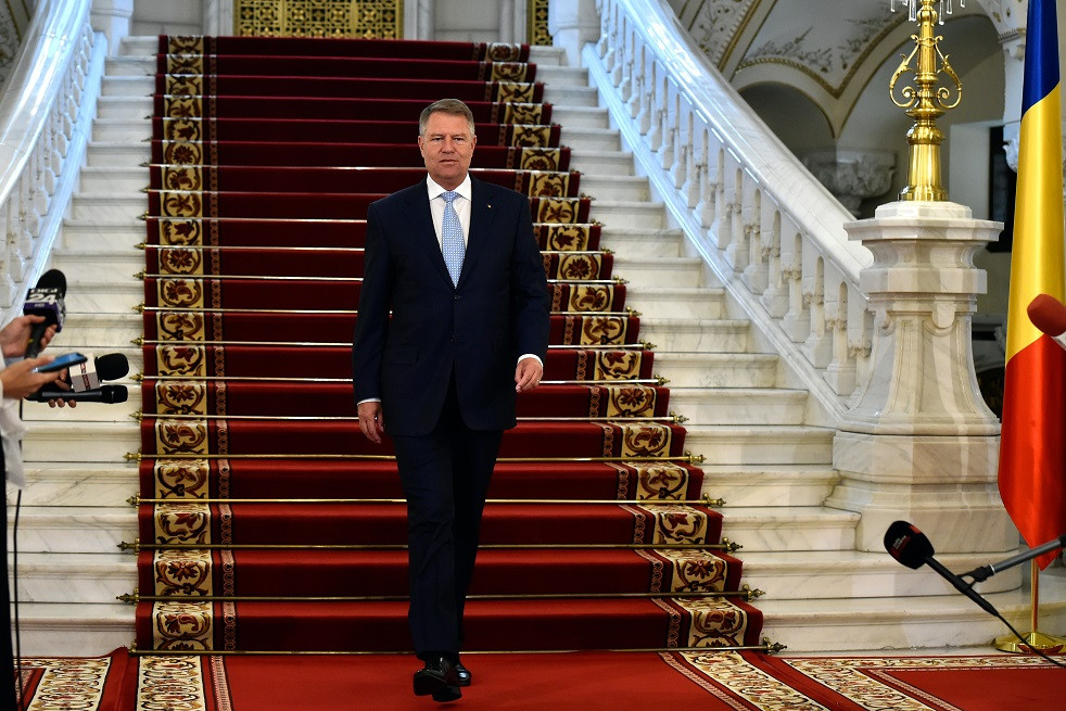 Criză politică în România. Iohannis începe consultările la Cotroceni luni, 11 octombrie