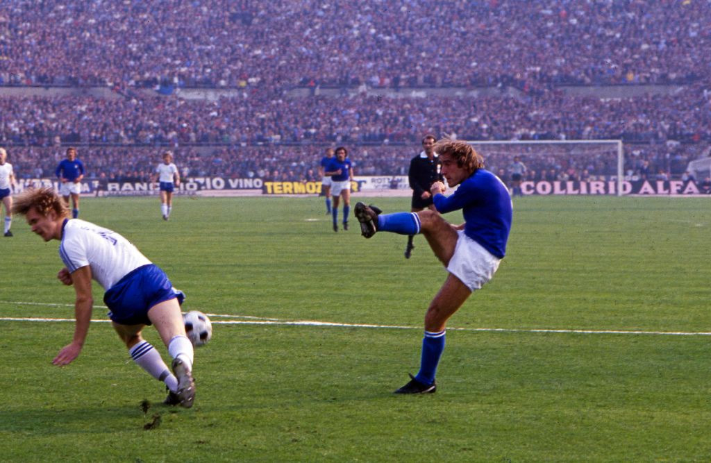 Un fost internaţional italian a suferit amputarea picioarelor după ce s-a infectat cu coronavirus