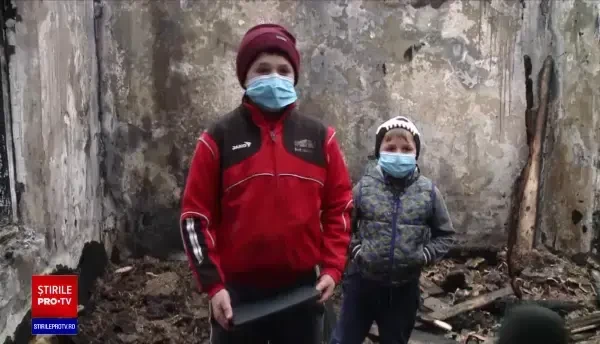 Un copil din județul Iași a salvat dintr-un incendiu tableta pentru școala online a fratelui său mai mic