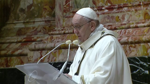 Crăciun dezolant peste tot în lume, din cauza pandemiei. Papa Francisc a criticat „naționalismul vaccinurilor”