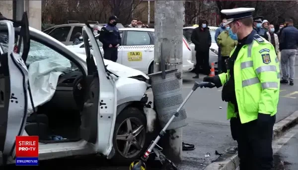 Tragedie de Crăciun. Doi tineri au fost spulberați de o mașină pe trotuar, în Baia Mare