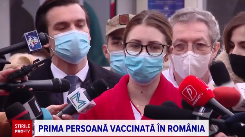 Prima persoană din România vaccinată împotriva COVID: ”Nu a durut absolut deloc”