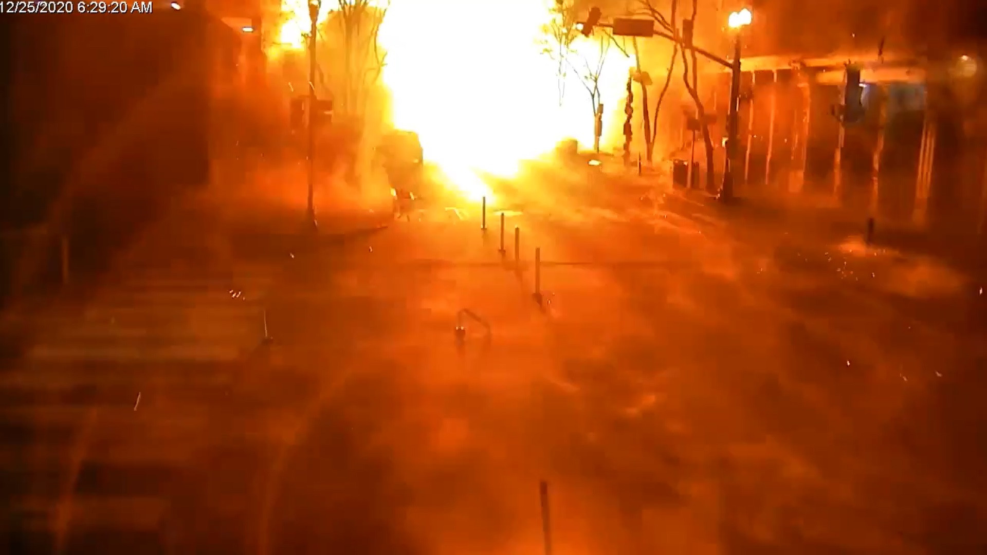 Cine a provocat explozia violentă din Nashville. Momentul deflagrației, surprins de camere. VIDEO