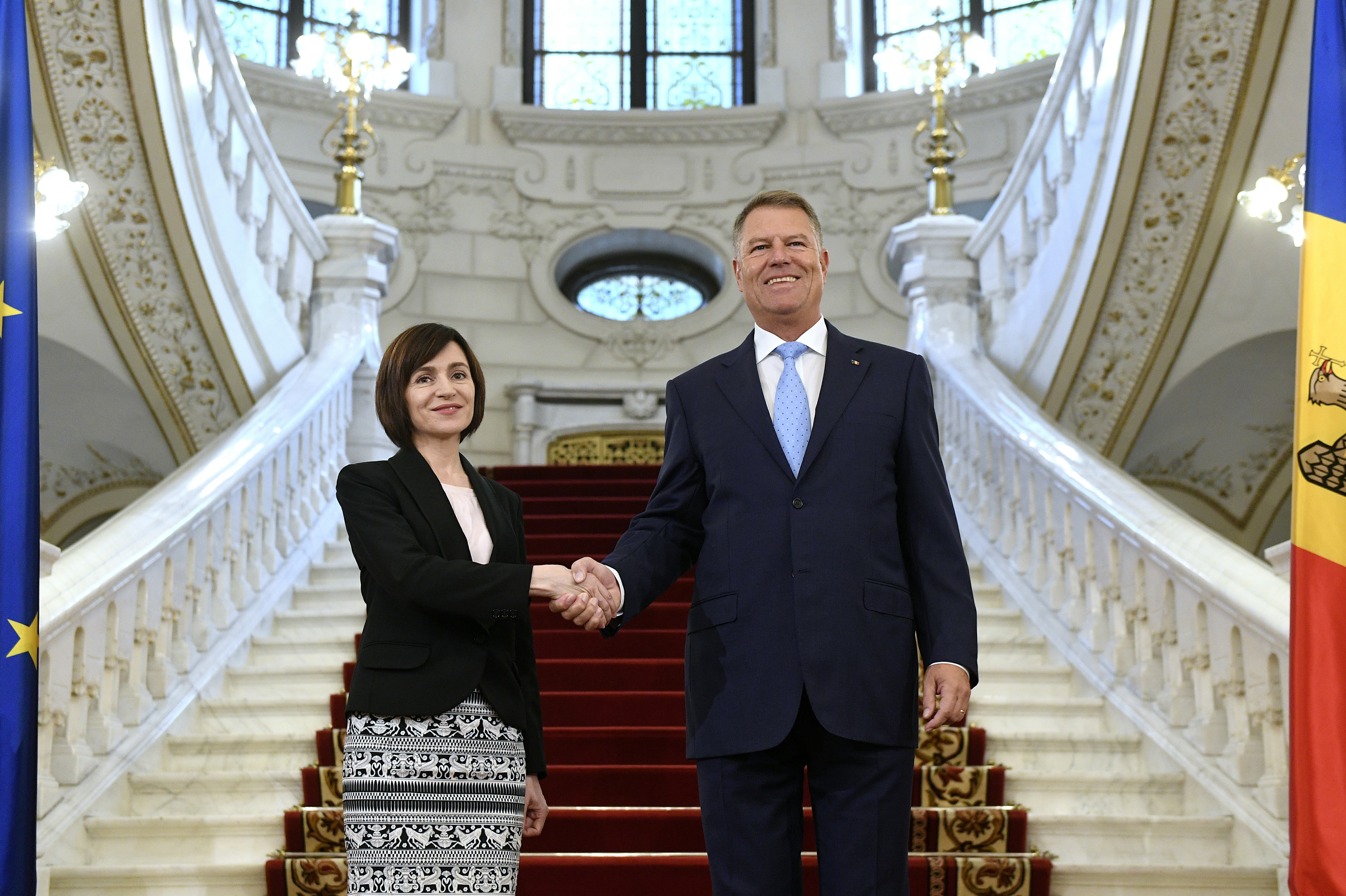 Klaus Iohannis la Chișinău. România ajută Republica Moldova cu 200.000 de doze de vaccin anti-Covid