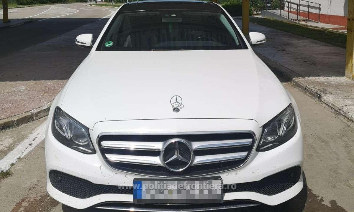 VIDEO. Peste 150 de mașini, majoritatea de lux, cu probleme la granița României. Ce au spus șoferii