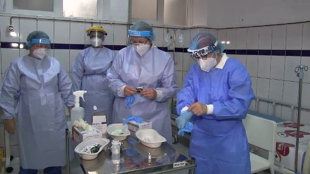 Peste 140.000 de doze de ser anti-Covid vor ajunge în țară marţi. Câte persoane s-au vaccinat până acum