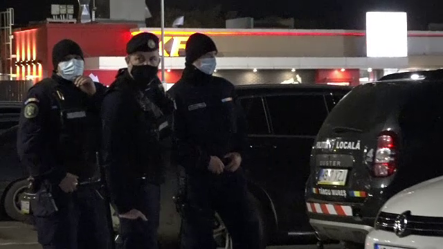 Polițiștii au supervizat cumpărăturile de final de an. Unii clienți au primit amenzi