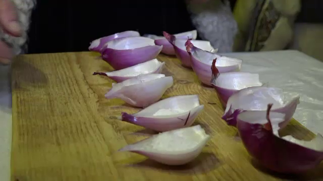 Cum citesc oamenii din Ardeal vremea în foi de ceapă. Prognoza ”experților” pentru anul 2021