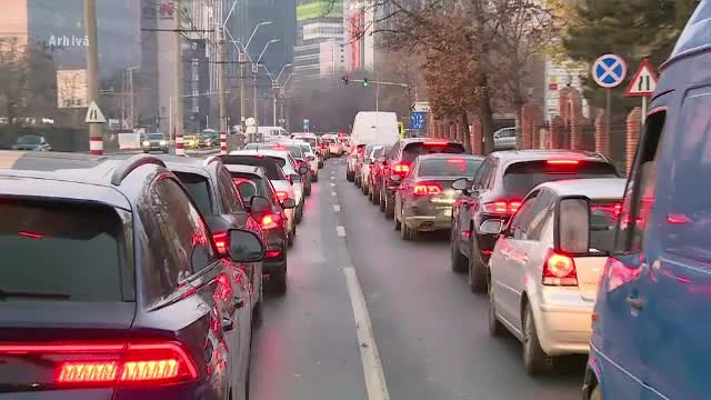 Energia electrică, benzina şi motorina vor fi mai scumpe în 2021