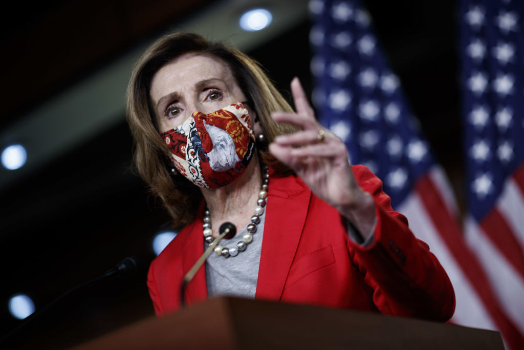 Pelosi: Congresul SUA va „explora” interzicerea importului de petrol rusesc