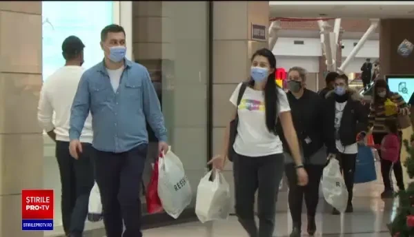 Suma uriașă câștigată de un copil la colindat. Ce a făcut cu banii