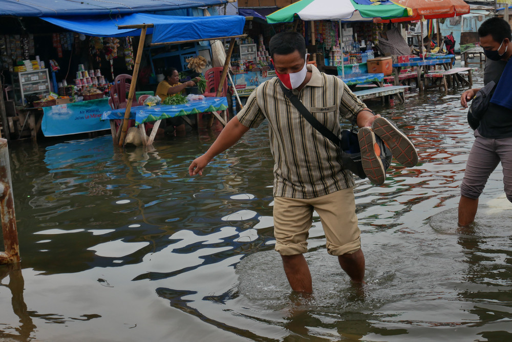 Capitala cu peste 10 milioane de locuitori care se scufundă cu 15 cm pe an