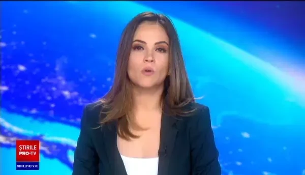 Mașină prăbușită și abandonată în râpă, în Bucegi. Ce au găsit salvamontiștii la fața locului