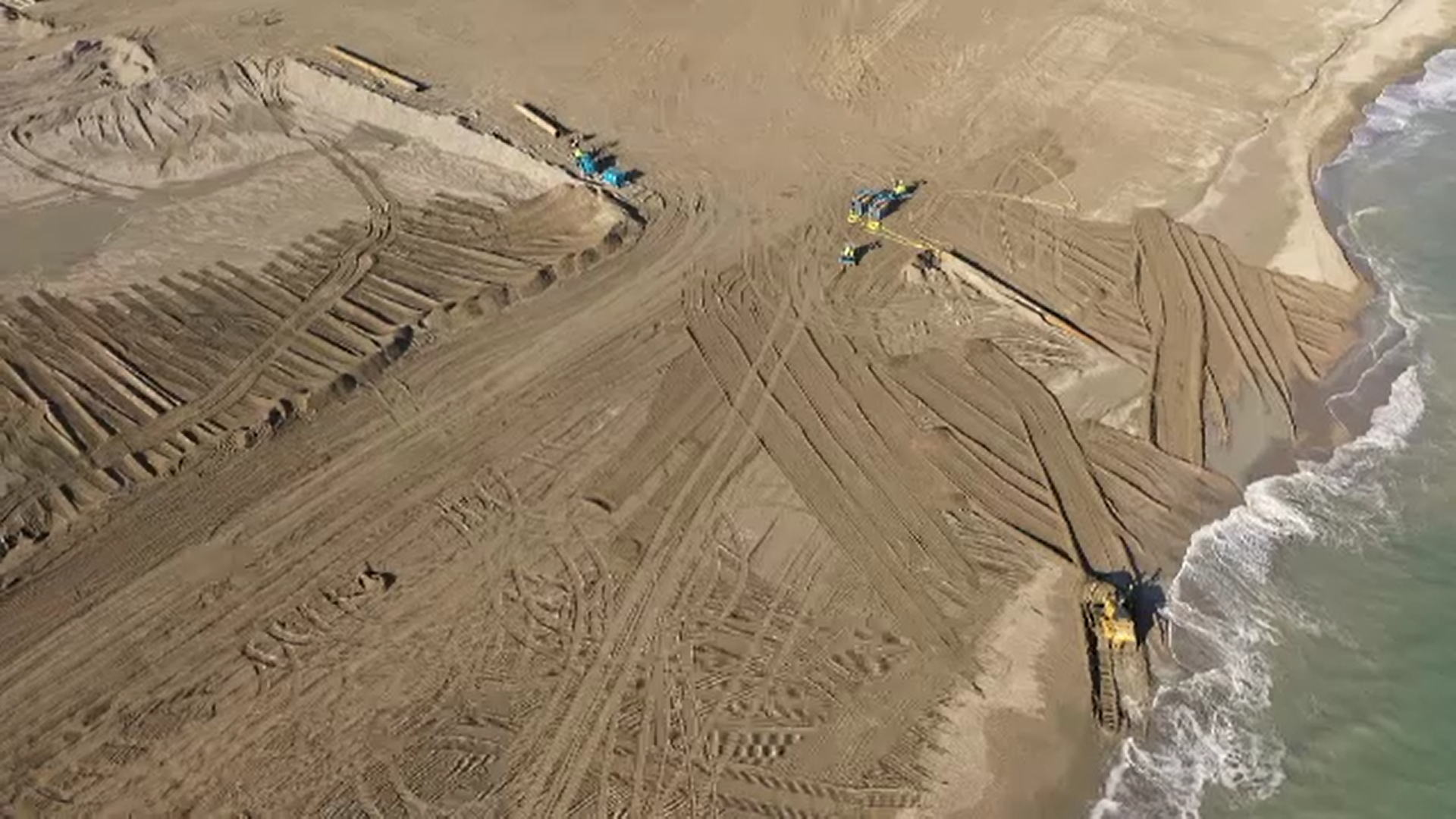 Procurorii DNA Constanța au găsit o posibilă epavă antică în zona de excavare a nisipului din Mamaia