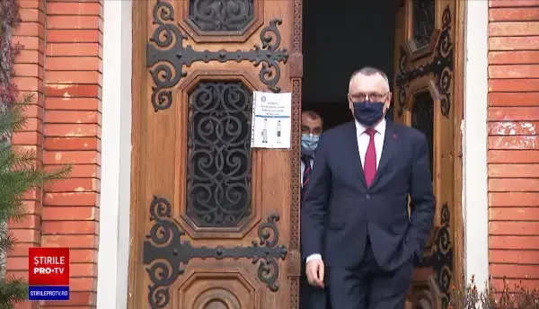 Elevii care s-ar putea întoarce la școală înainte de 8 februarie. Ar putea face ore și sâmbăta