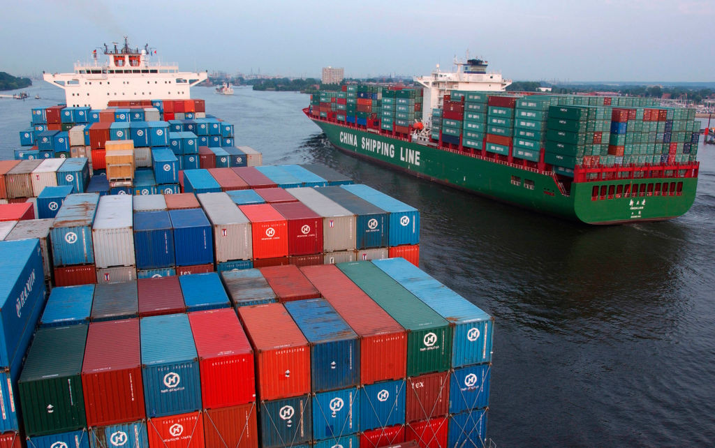 Cererea pentru produsele chineze este atât de mare, încât există o criză de containere maritime