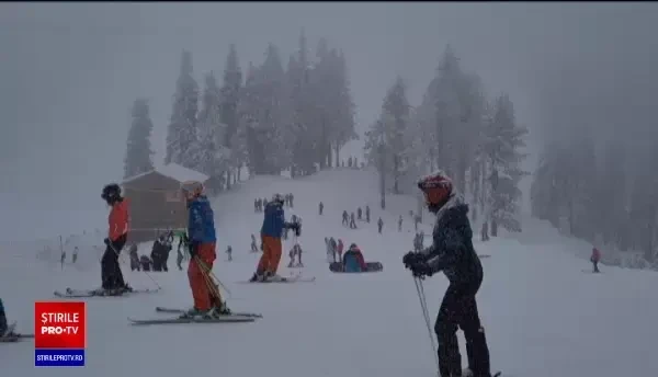 Ultimul weekend din vacanţa de iarnă a copiilor va atrage mii de turiști la munte