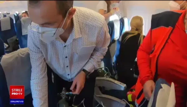 Doi bebeluşi cu malformaţii cardiace grave au fost transferați în Italia. Unul dintre ei aa vut și Covid-19