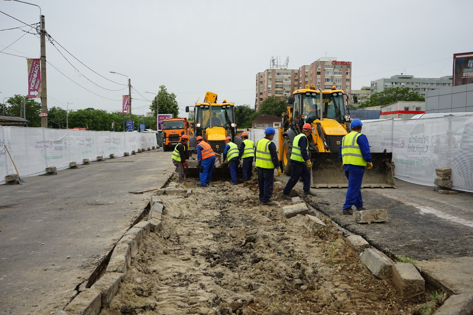 PMB: S-a reluat furnizarea căldurii la blocurile din Sectoarele 2 şi 3 afectate de avarii