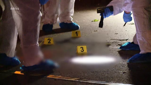 Un polițist local din Oradea și-a înjunghiat fosta soție, apoi a vrut să se sinucidă. Abia trecuse testul psihologic