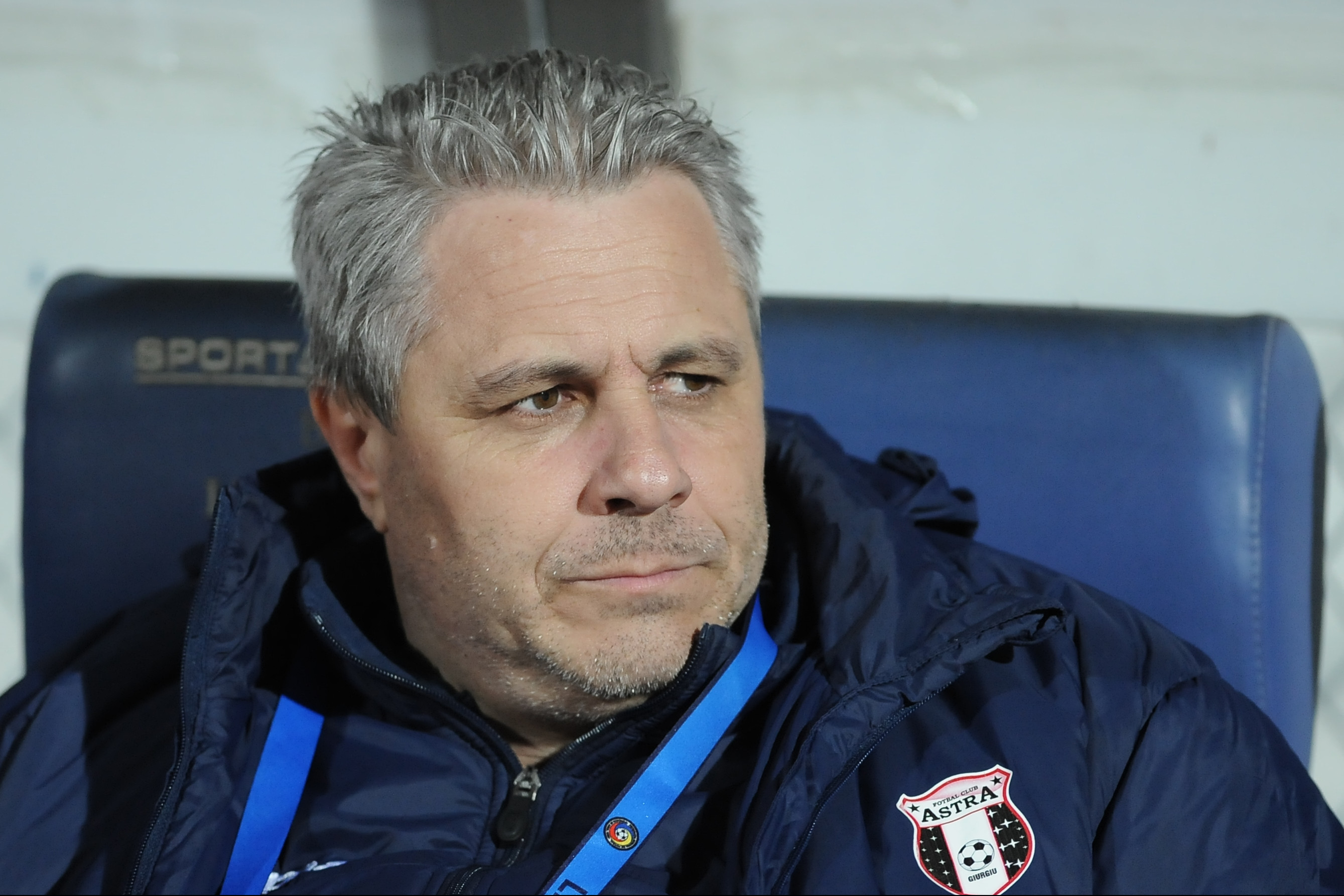 Ministrul Sportului: Insultele rasiste la adresa domnului Şumudică sunt inacceptabile