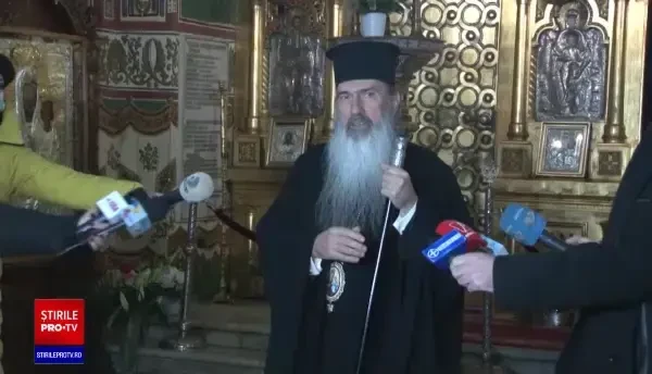 ÎPS Teodosie: ”Cel mai mult să știți că vindecă tot rugăciunea, mai mult decât vaccinul”
