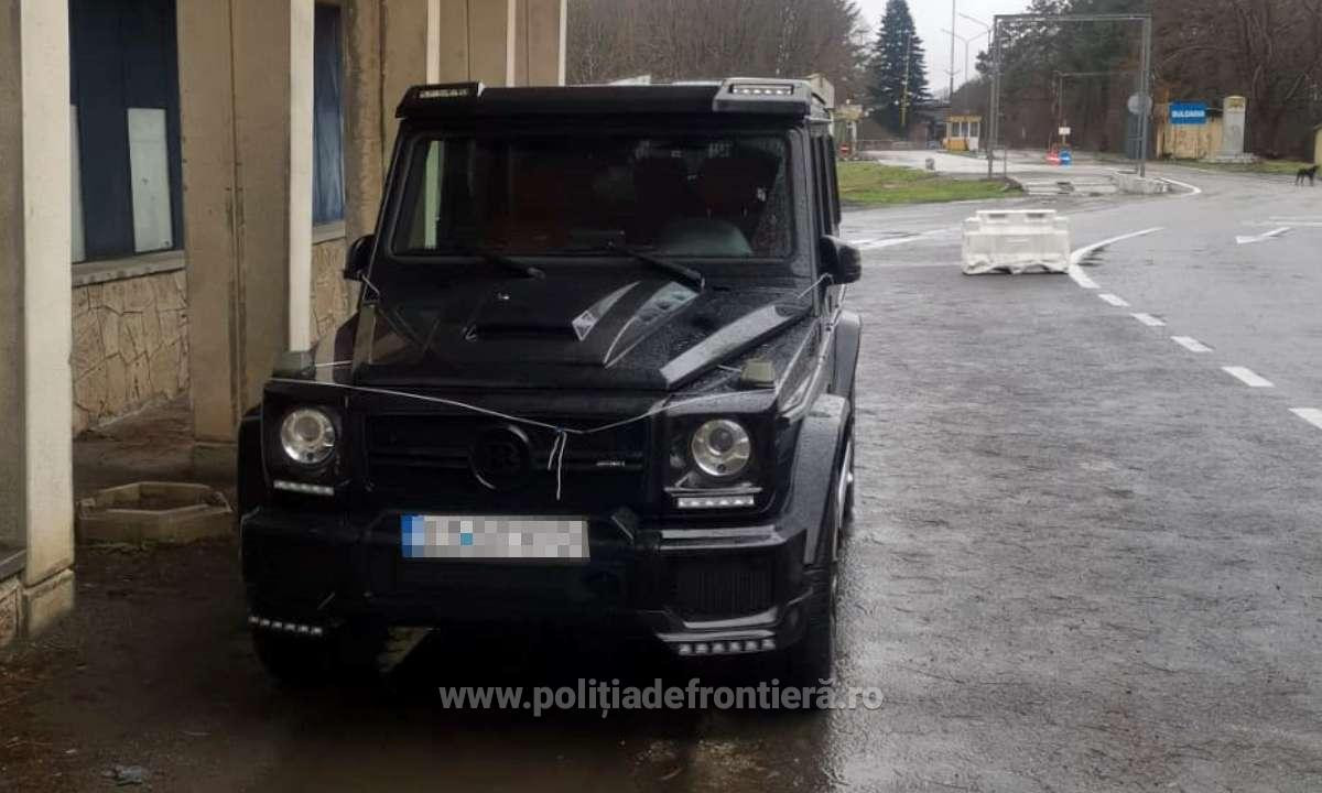 Un bărbat a rămas fără un Mercedes-Benz de aproape 100.000 de euro la granița cu Bulgaria