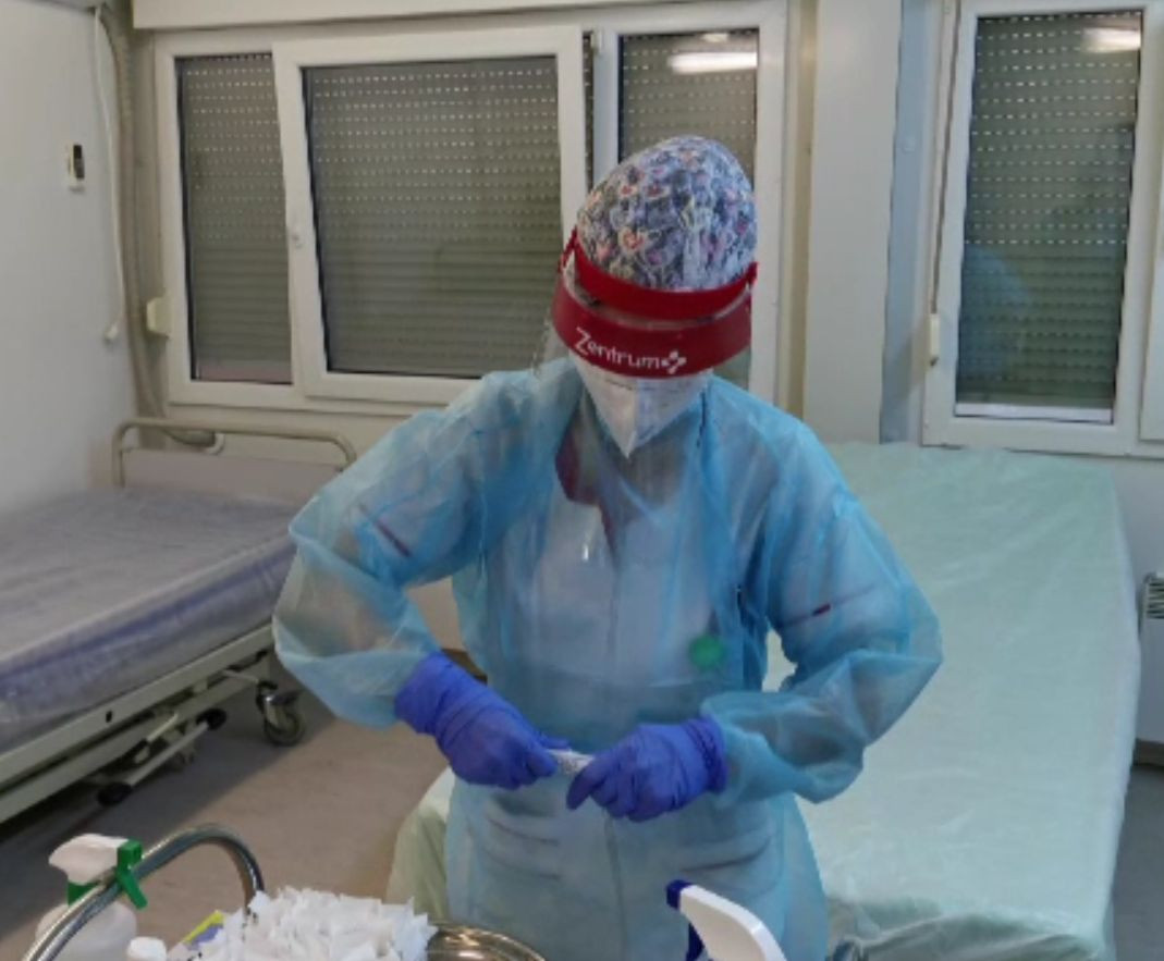 Care sunt domeniile considerate esenţiale în etapa 2 de vaccinare. Cum se pot înscrie angajaţii