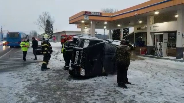 Doi şoferi erau să distrugă o benzinărie din Bistriţa. Doar zidul de protecţie a evitat un dezastru