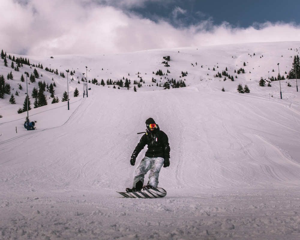 Muntele Mic, staţiunea de schi din Banat unde zăpada ţine şi 180 de zile pe an