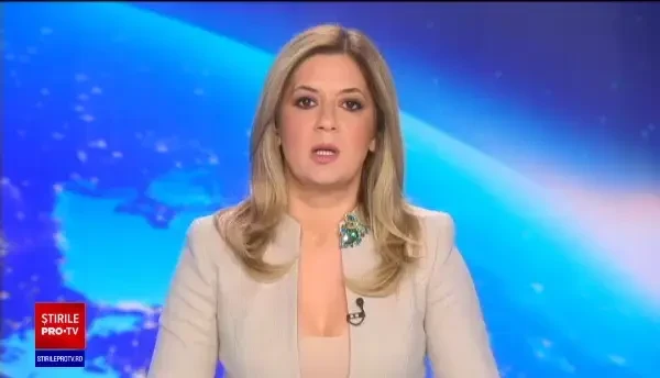 Accident cu trei mașini în Dâmbovița, surprins de camerele de supraveghere. O mamă și bebelușul ei, răniți