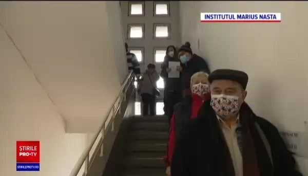 Etapa a II-a de vaccinare a debutat cu probleme. „Doresc foarte mult să se termine pandemia”