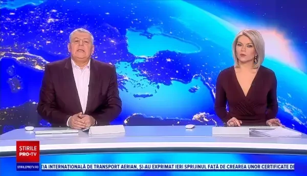 Momentul în care un câine este salvat de pompieri din apele înghețate ale unui râu, în Alba. VIDEO