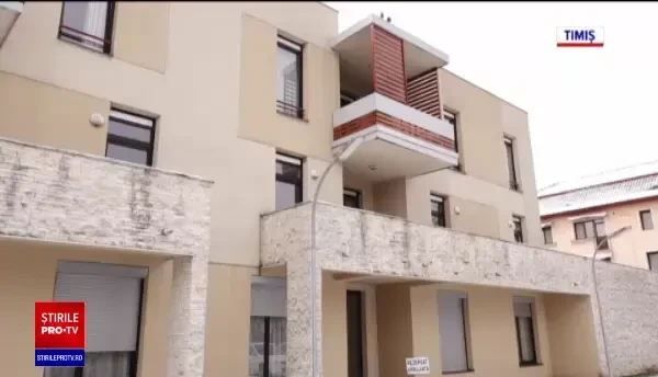 Bătrânii vulnerabili din Arad și Timiș nu au fost vaccinați nici până acum. "Mi-e frică să nu mor"