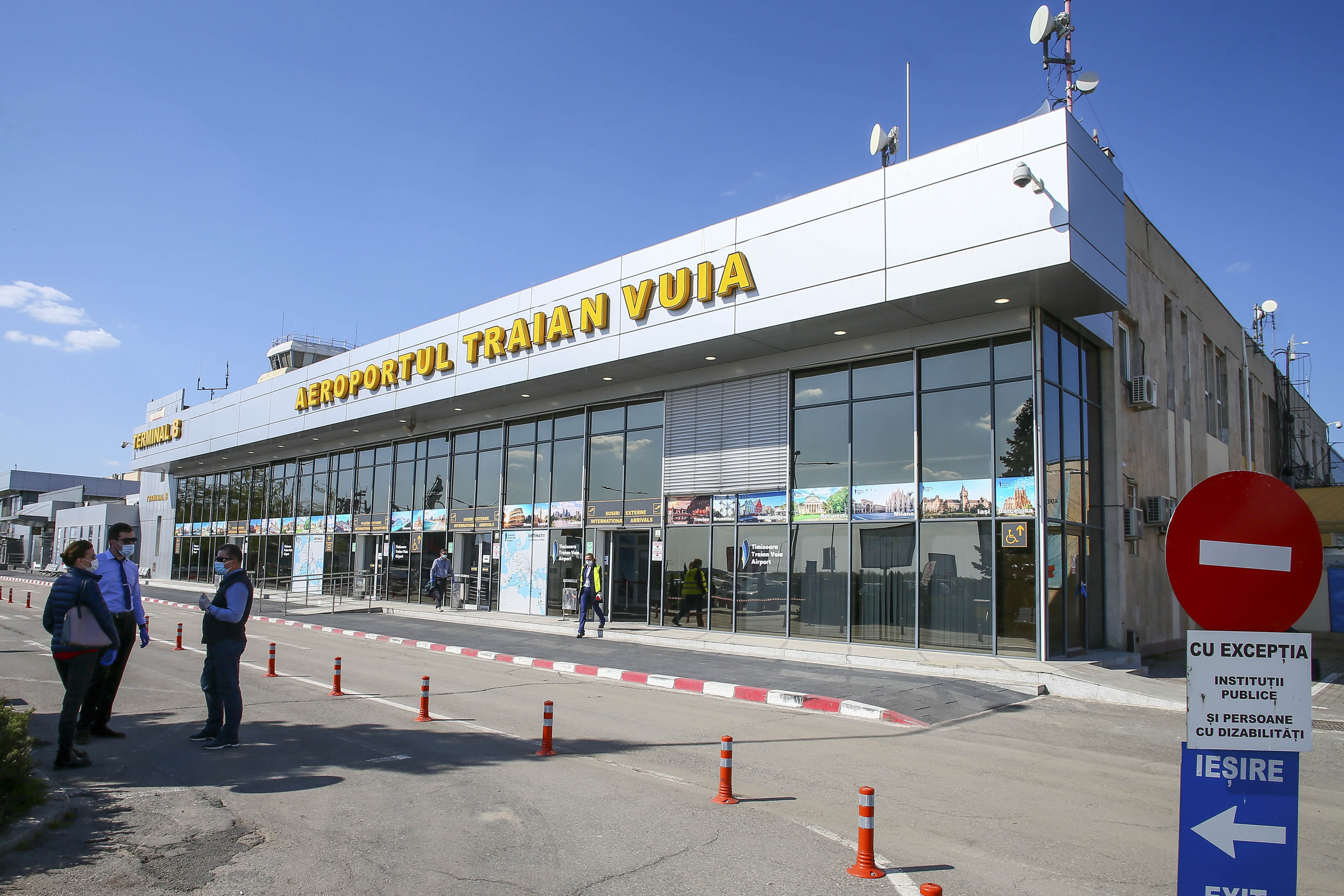 Zboruri întârziate pe Aeroportul din Timișoara din cauza unei defecțiuni la sistemul de control de securitate