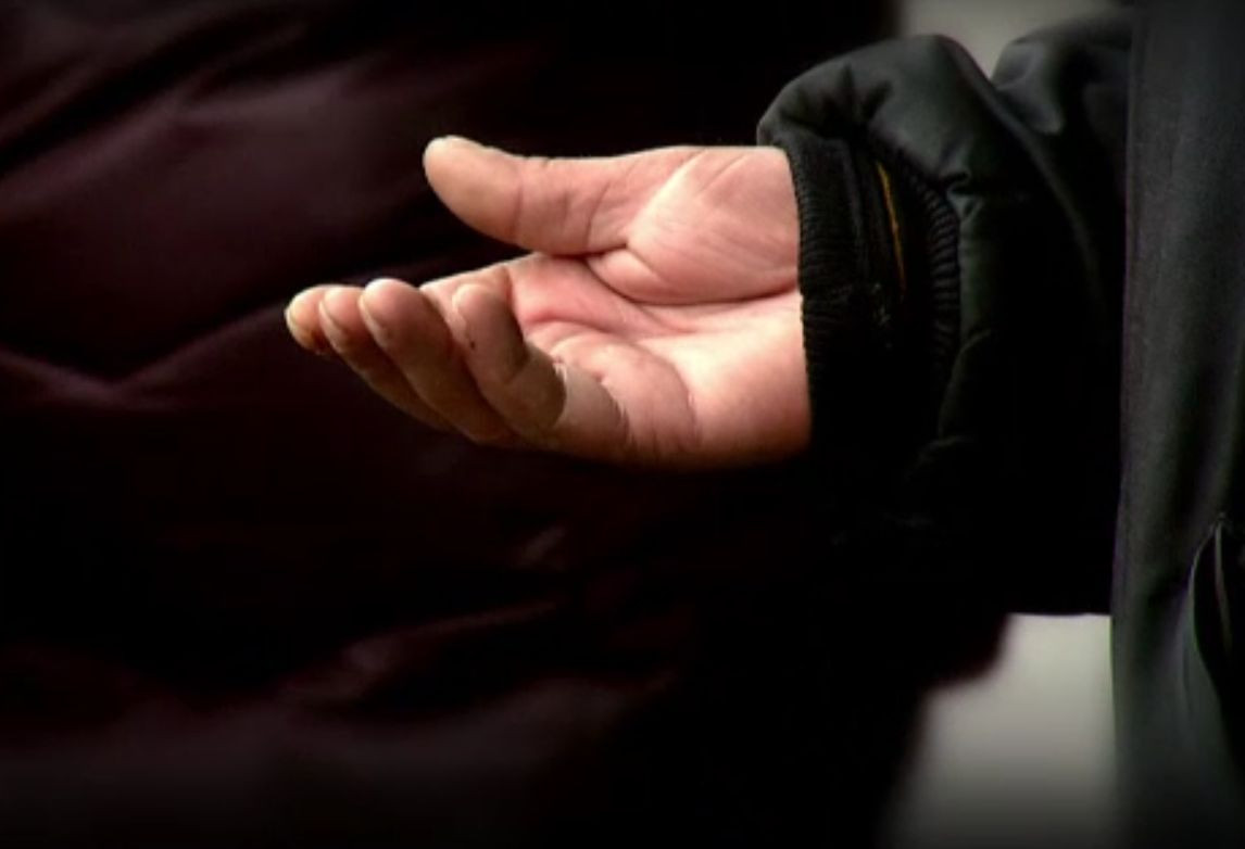 O româncă prinsă constant la cerșit a câștigat despăgubiri la CEDO, de la statul elvețian. Cum se explică decizia