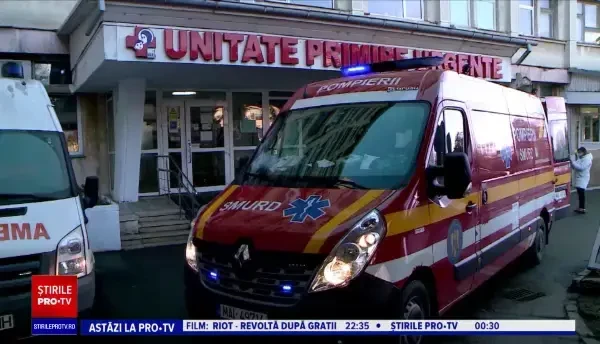 O fetiță de 8 ani din Vaslui, infectată cu Sars-CoV-2, a căzut de la etajul 1