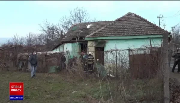 Sfârșit cumplit pentru o bătrână de 88 de ani. Femeia a ars de vie în casă, după ce a încercat să facă focul