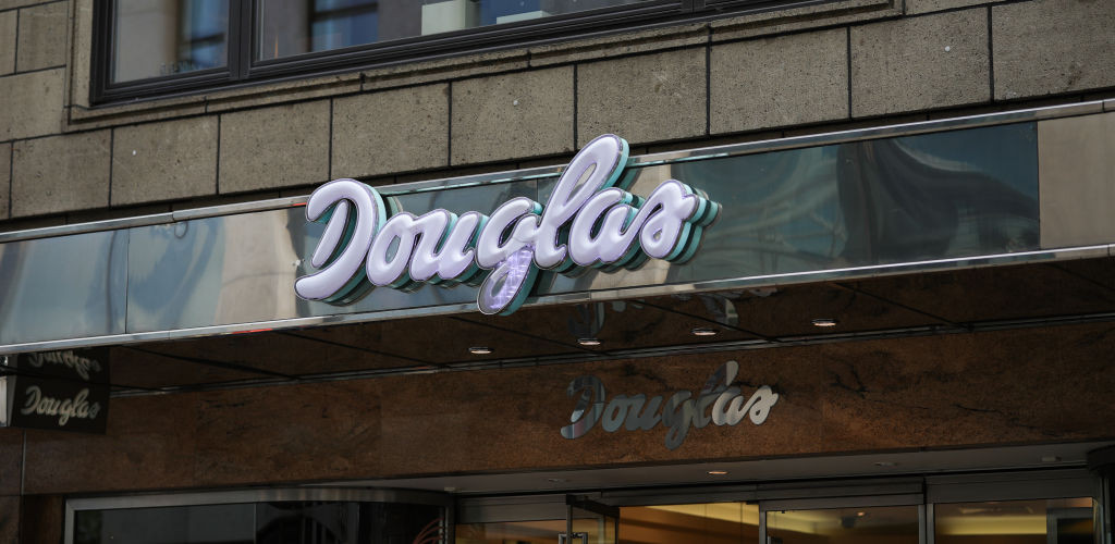 Retailerul de parfumuri Douglas va închide 500 de magazine din Europa