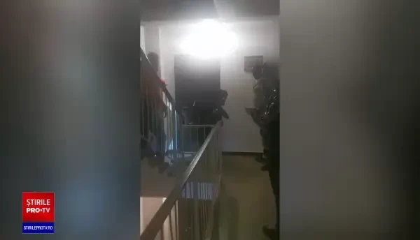 Clanul „Toporaru” din Capitală a fost distrus. Liderul și fiii săi au fost arestați. Imagini de la percheziții