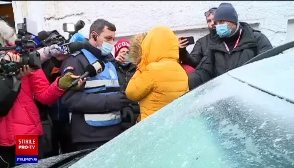 Mărturiile familiilor celor internaţi la Matei Balş. "Vă rugăm să ne spuneţi unde sunt transferaţi!”