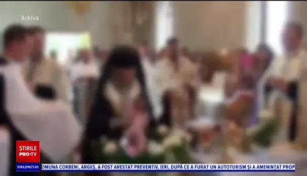 Bebelușul din Suceava, intrat în stop cardio-respirator în timp ce era botezat, a murit