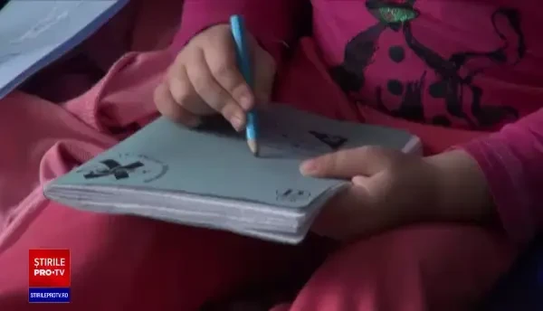 Scenariile pentru redeschiderea școlilor. Elevii și profesorii care vor continua în sistem online