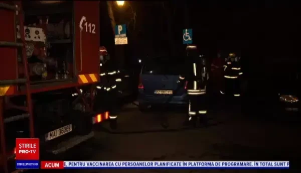 Un bloc cu 10 etaje din Buzău, evacuat, de teama unei explozii: „Mi-a zis soția că mirosea a benzină, a gaz”