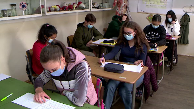 Sorin Cîmpeanu spune că testele non invazive vor ajunge în şcoli de săptămâna viitoare