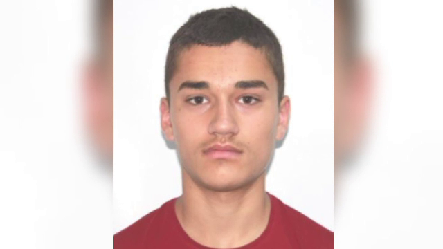 Un copil din Buzău dat dispărut și căutat cu disperare s-a întors acasă, a dat foc unei căpițe de fân, apoi a fugit iar