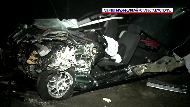 Copil de 5 ani, mort și două persoane rănite. Mașina în care se aflau s-a izbit de lama unui utilaj